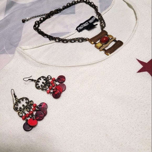 Funny Christmas wine sweater, earrings, and necklace - Picture 4 of 5